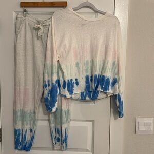 Splendid tie dye sweat set